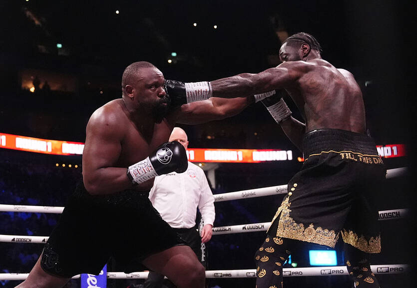 Дерек Чисора и Деонтей Уайлдер / Getty Images