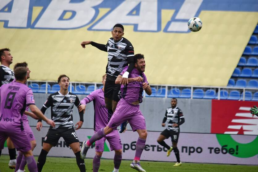 Заря - Эпицентр / fczorya.com