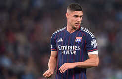 Лион определился с будущим Яремчука