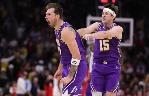 Стали известны сроки восстановления звезд Лейкерс перед плей-офф НБА Стали известны сроки восстановления звезд Лейкерс перед плей-офф НБА