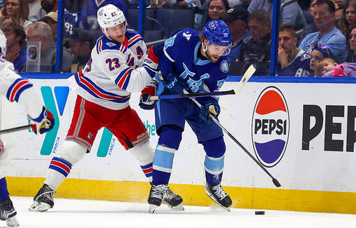 НХЛ: Тампа уступила Рейнджерс, Баффало проиграл Далласу НХЛ: Тампа уступила Рейнджерс, Баффало проиграл Далласу