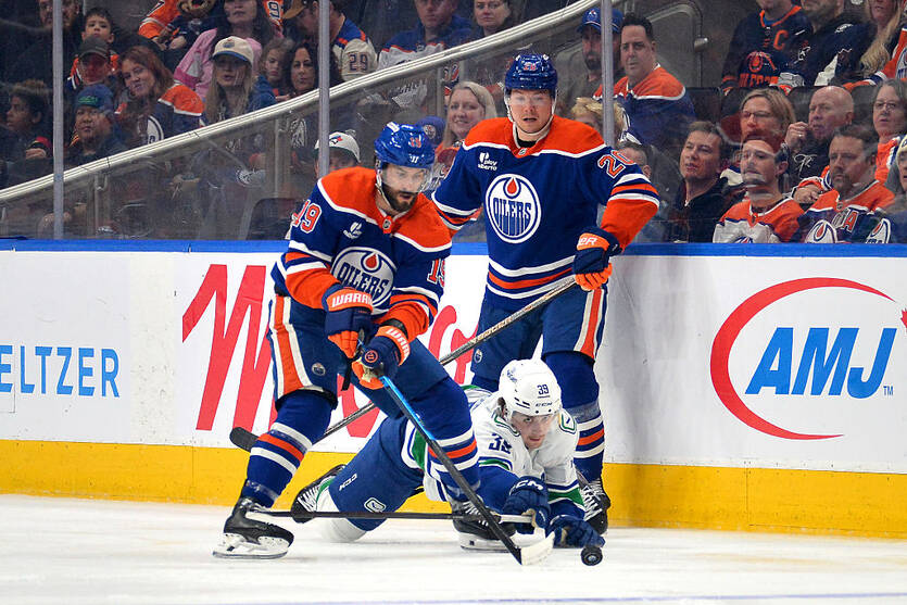 Эдмонтон разгромил Ванкувер / Getty Images