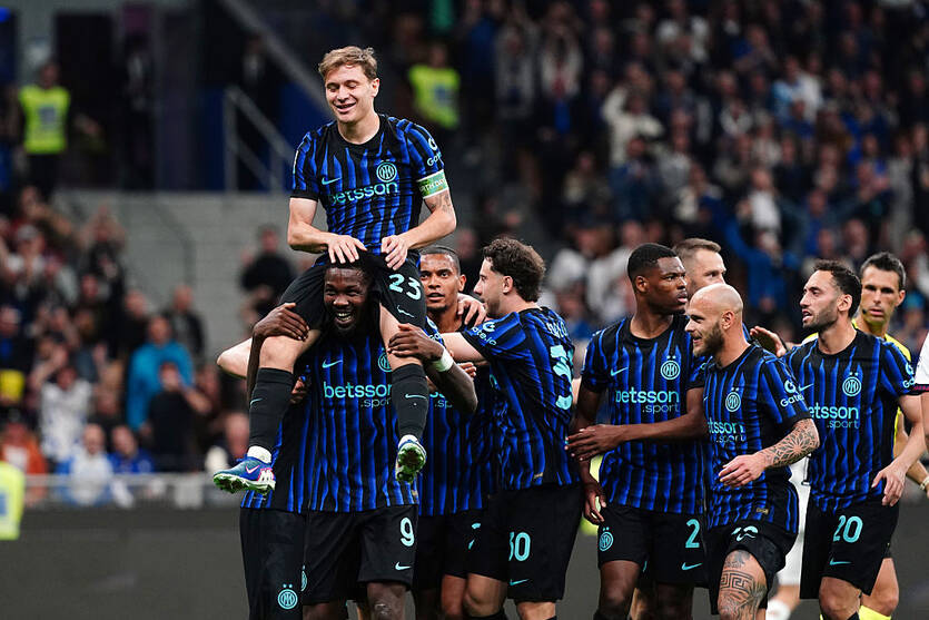 Інтер розгромив Кальярі / Getty Images