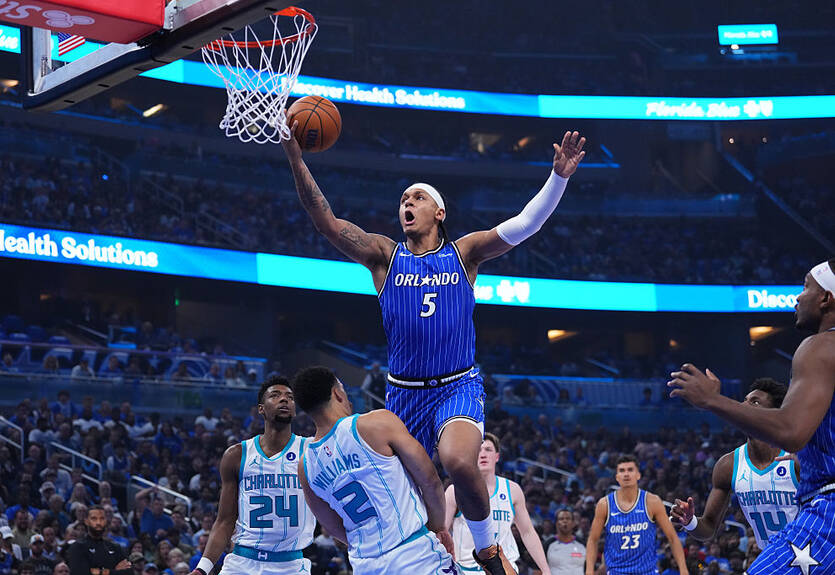 Плей-ін НБА: Орландо розгромив Шарлотт, Голден Стейт поступився Фініксу