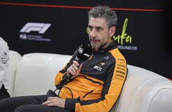 Стелла - о переходе в Феррари: "Предварительные контракты, вызвали у меня улыбку"