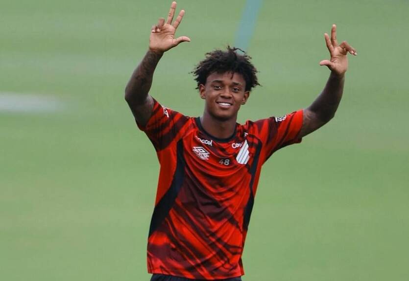 Шахтар підписав контракт із вінгером з Атлетіко Паранаенсе