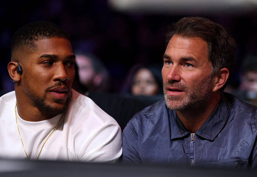 "Ежедневно ведем переговоры": Промоутер Джошуа рассказал об организации боя с Фьюри