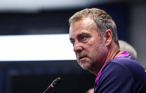 Флик - о планах в Барселоне: "Это будет последний..."