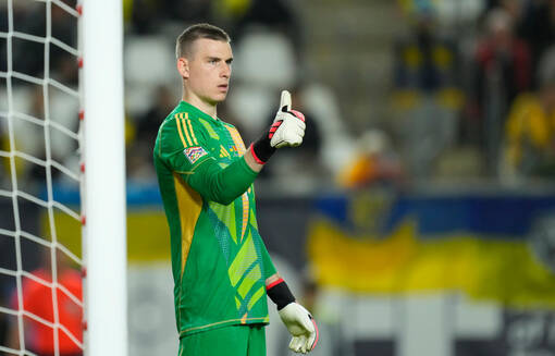 "Спасибо за доверие": Лунин иронично попрощался с Ребровым