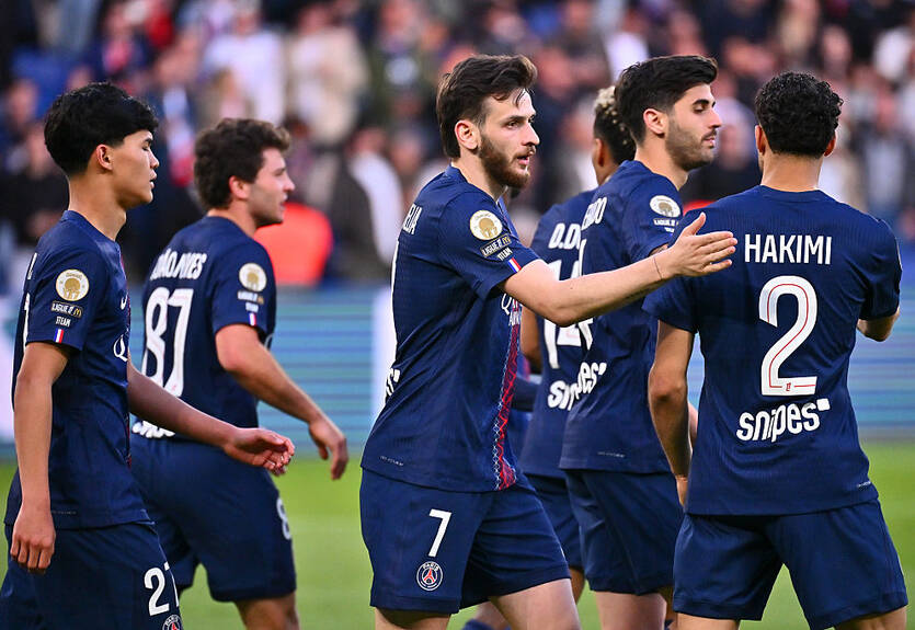 ПСЖ с Забарным разгромил Нант