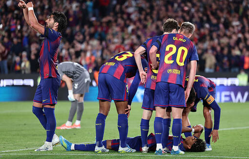 Барселона ценой травмы Ямаля минимально обыграла Сельту