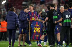 Френки де Йонг побил рекорд Коку в Барселоне