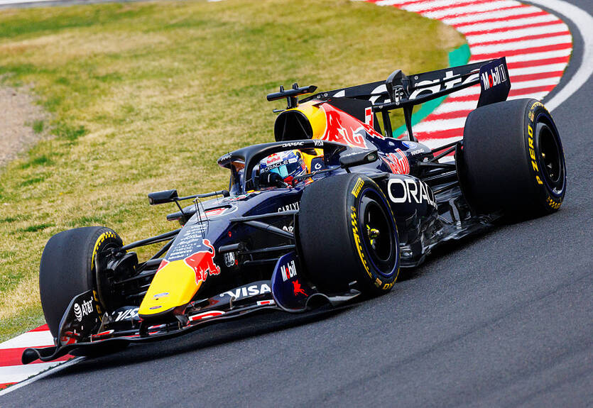 Red Bull розпочав випробування "Макарени"