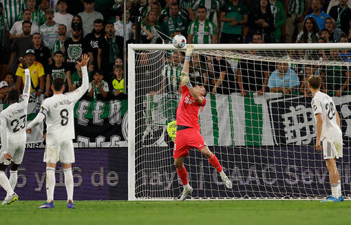 Лунин узнал свои баллы за матч против Бетиса