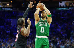 Плей-офф НБА: Лейкерс одолел Хьюстон, Филадельфия уступила Бостону