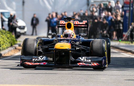 Раскрыты детали заднего антикрыла Ред Булла