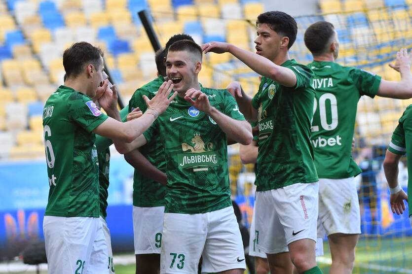 Карпати перемогли Рух / ФК Карпаты Львов