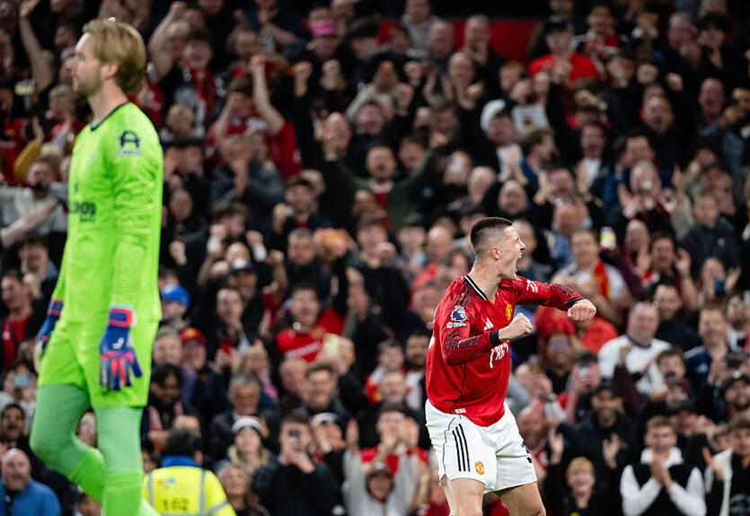 Манчестер Юнайтед удержал победу против Брентфорда Ярмолюка