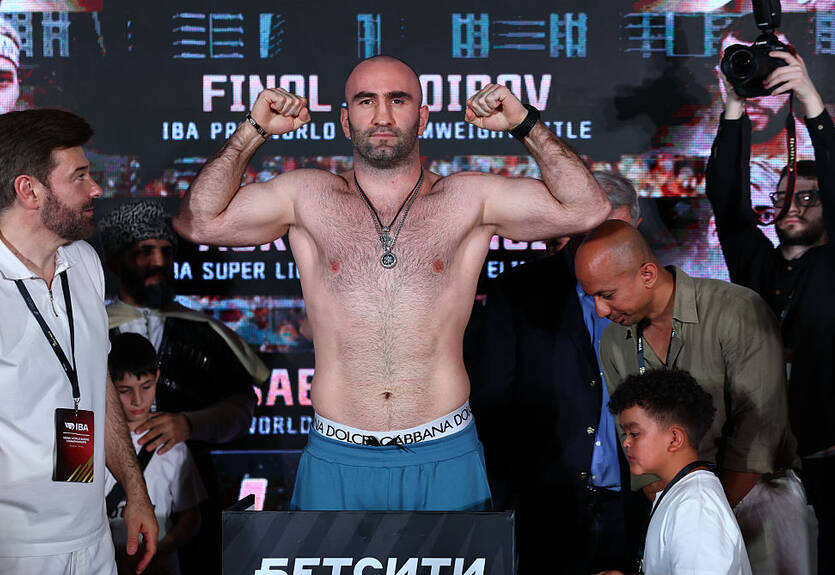 Російський екс-чемпіон кинув виклик Усику: "Я хочу реванш, але він старий"