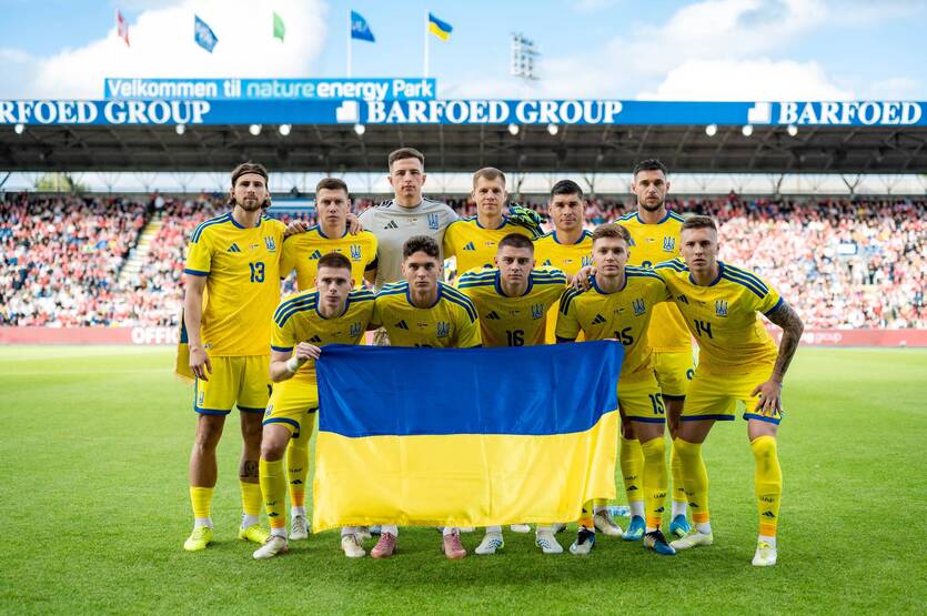 Матч Дания - Украина завершили досрочно / УАФ