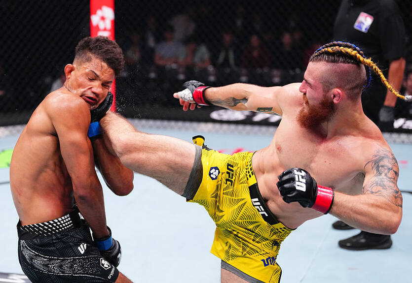 Донченко нокаутировал соперника на UFC в Баку