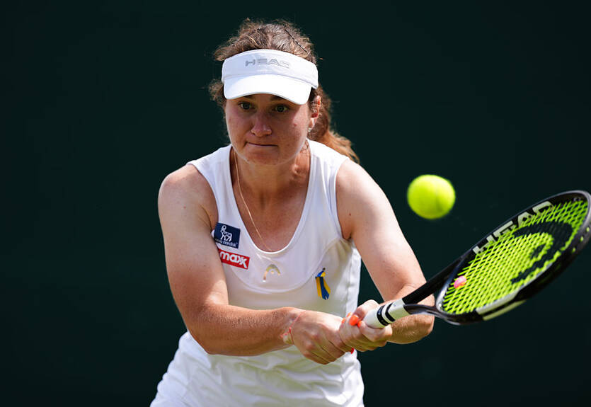 Снигур вышла в четвертьфинал турнира в Праге Снигур вышла в четвертьфинал турнира в Праге