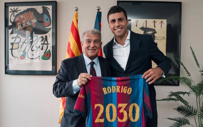 Родри перешел в Барселону / FC Barcelona