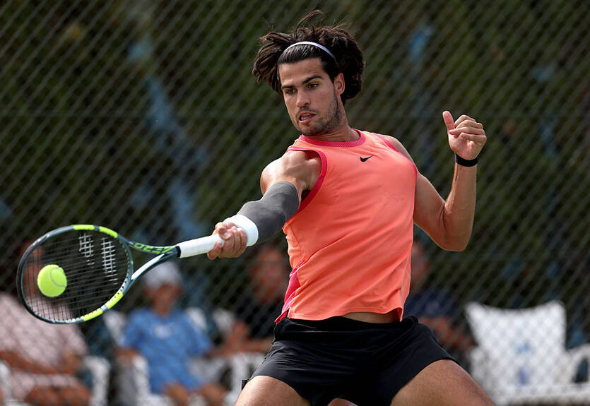 Алькарас анонсировал возвращение на корт после травмы