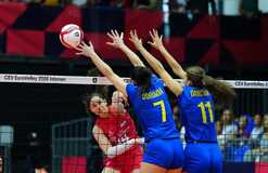 Сборная Украины завершила выступление на женском Евро-2026 по волейболу