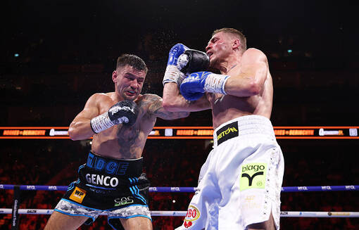 Беринчик – Ноукс: как прошел бой за титул WBO International - видео