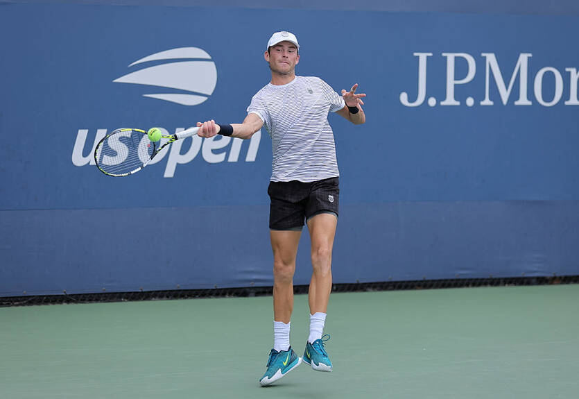 Бывший студент отыграл пять матчболов и выбил 38-ю ракетку мира на US Open