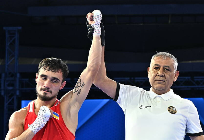 Абдураимов стал серебряным призером чемпионата Европы по боксу