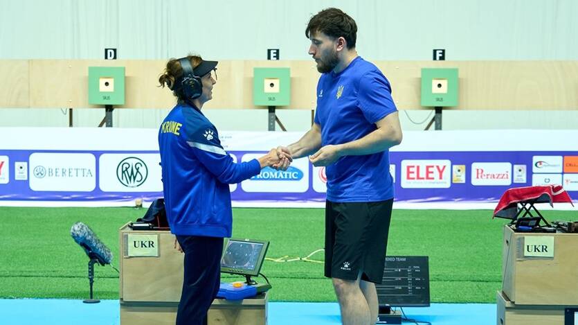 Елена Костевич и Павел Коростылев / ISSF