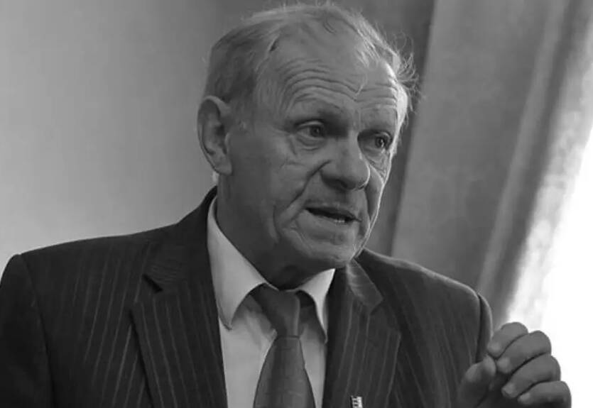 Помер один з перших лайнсменів ФІФА в Україні Помер один з перших лайнсменів ФІФА в Україні