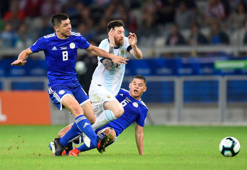 Фото Месси в конце матча на Копа Америка стало вирусным у болельщиков