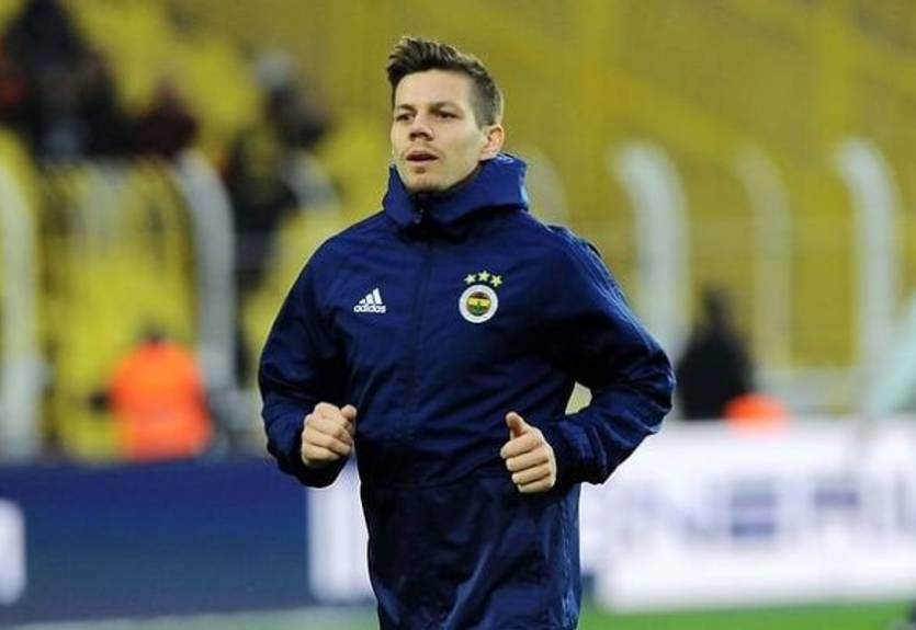 В Турции сообщили об интересе Динамо в Михе Зайцу