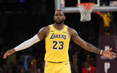 ЛеБрон не будет менять игровой номер в Лейкерс ЛеБрон не будет менять игровой номер в Лейкерс