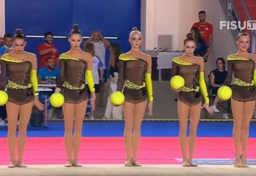 Украинские гимнастки завоевали серебро на Универсиаде