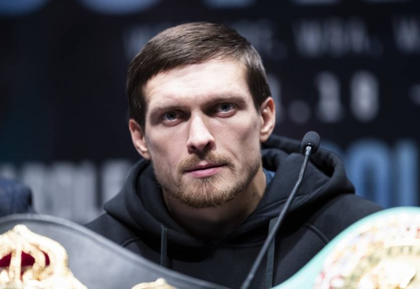 Хирн: Думаю, соперником Усика станет Такам Хирн: Думаю, соперником Усика станет Такам