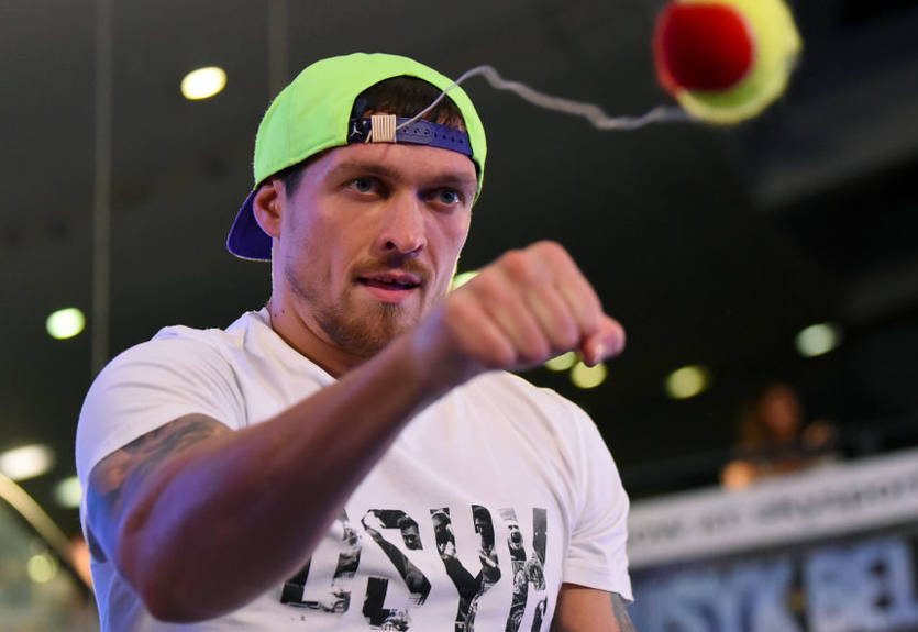 Усик: Хочу встретиться с Джошуа, Фьюри и Уайлдером в следующем году