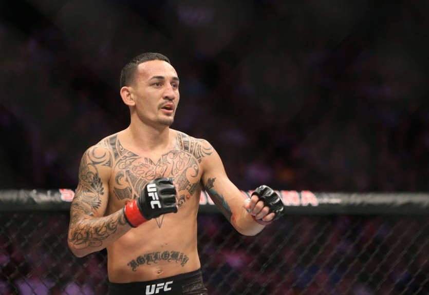 Джонс, Кормье и другие звезды UFC сделали прогноз на поединок Нурмагомедов – Порье