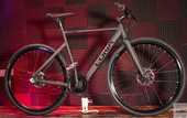 Fixed Stealth от Luna Cycles: недорогой электробайк с карбоновым приводом