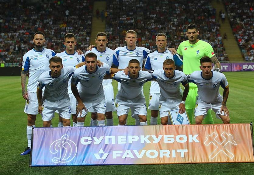 Найди 10 отличий: Динамо переделало командное фото на сезон