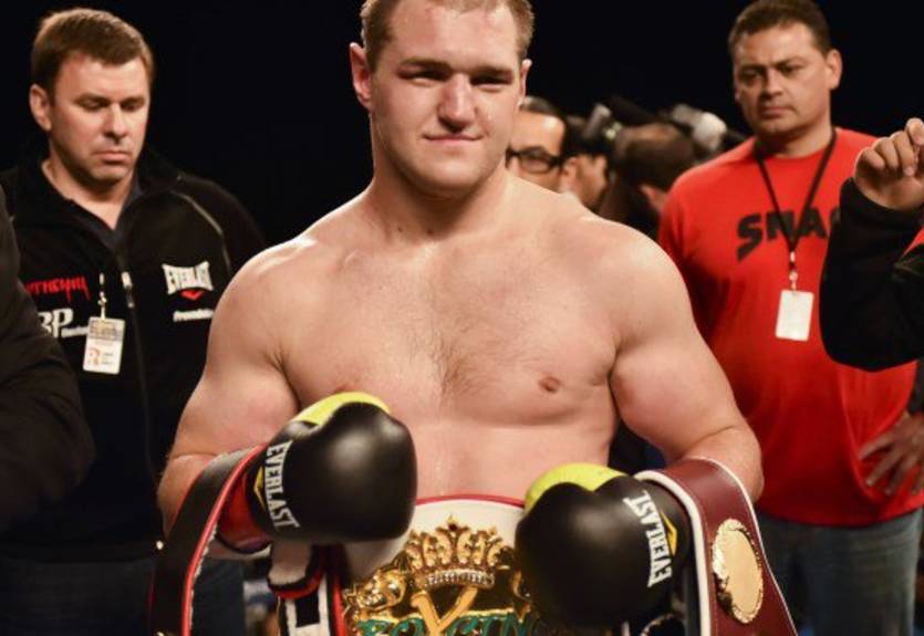 Опытный российский боксер согласился провести бой с Усиком Опытный российский боксер согласился провести бой с Усиком