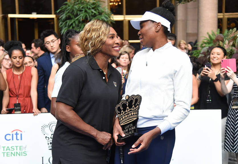 Серена Уильямс показала свою гибкость благодаря сестре (23.08.19)