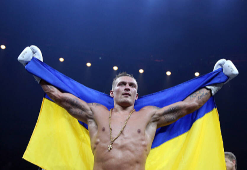 "Настоящий мужчина": Усик поздравил Ковалева с победой над Ярдом "Настоящий мужчина": Усик поздравил Ковалева с победой над Ярдом