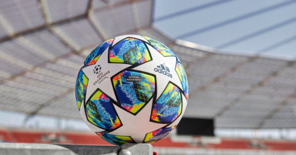 УЕФА показал официальный мяч группового этапа Лиги ...