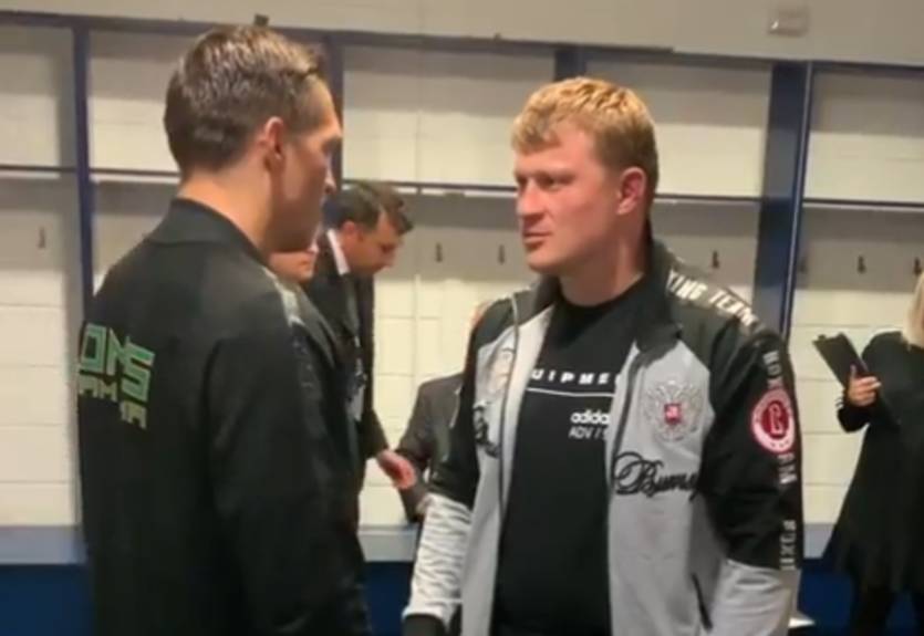 Усик пообщался с Поветкиным после его боя с Фьюри Усик пообщался с Поветкиным после его боя с Фьюри