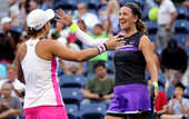 Азаренко и Барти стали первыми финалистами парного US Open