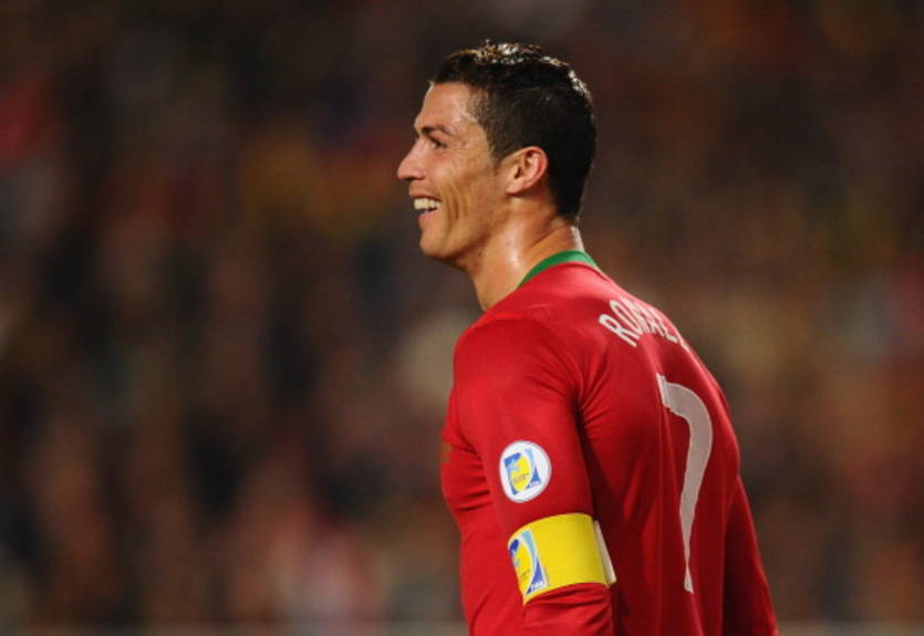 Ретро дня: Роналду оформил первый хет-трик за сборную Португалии ровно 6 лет назад Ретро дня: Роналду оформил первый хет-трик за сборную Португалии ровно 6 лет назад